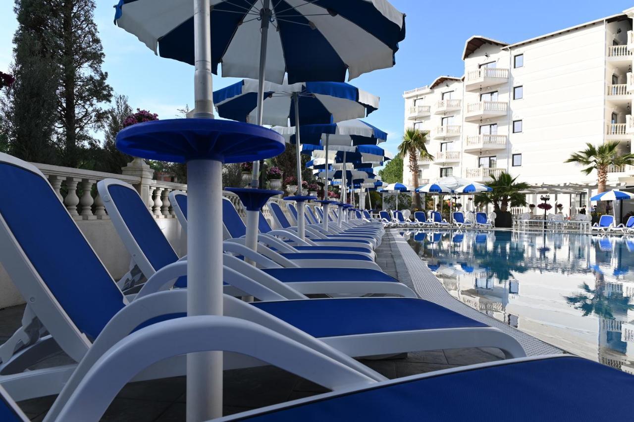 Hotel Onufri Golem  Exterior photo
